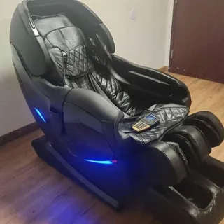 Photo of massage chair, 7 different forms of body massages, Bluetooth, control panel to choose the massage mo