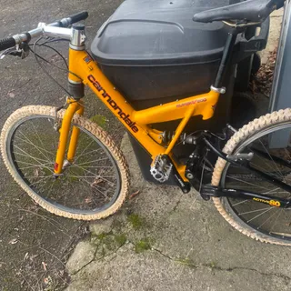 Photo of cannondale super v 900