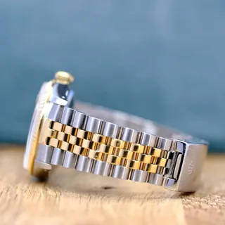 Photo of ROLEX DATEJUST 16233 WHITE DIAL FLUTED BEZEL TWO-TONE JUBILEE BOX & PAPER