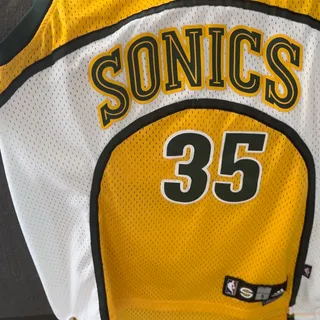 Photo of Kevin Durant SuperSonics Jersey