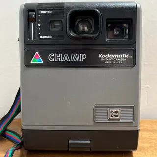 Photo of Vtg Champ Kodamatic Instant Camera Kodak HS144-10 Film Display Collectors TB8