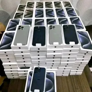 Photo of iPhone 15 pro max 12 pieces in a pallet