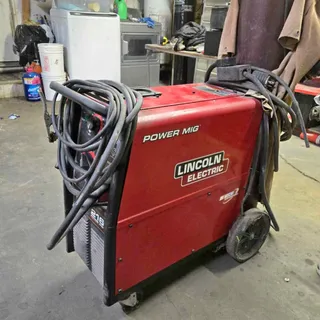 Photo of Lincoln power mig 216