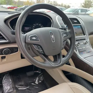 Photo of 2016 Lincoln MKX Reserve AWD