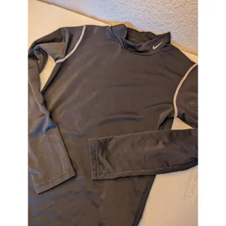 Photo of Nike Pro Boys Sz XL Long Sleeve Compression shirt Black Mock Turtleneck