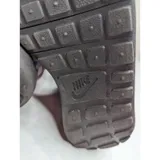 Listing Photo Thumb #5