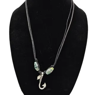 Photo of Vintage Y2K Rolled Rope Pendant Necklace Silver Tone Fish Hook Beaded Nautical 