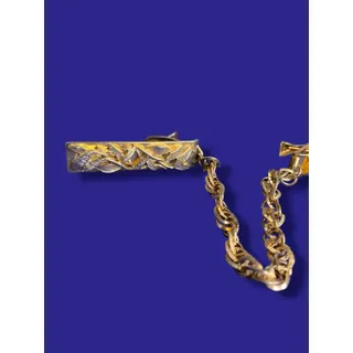 Photo of Vintage Goldtone Sweater Clip Bar Clips Vine Design Chain