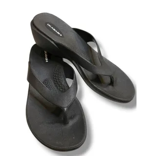 Photo of Medium Okabashi Womens Wedge Flip Flop Sandal Black