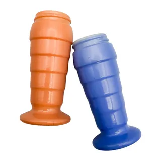 Photo of Vintage 1940s Hazel-Atlas Moderntone Platonite Pink & Blue Salt/Pepper Shaker Set