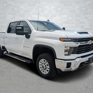 Photo of 2024 Chevrolet Silverado 2500HD LT