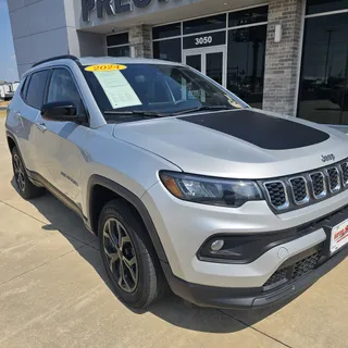 Photo of 2024 Jeep Compass Latitude