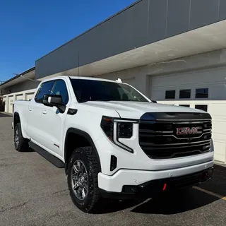 Photo of 2024 GMC Sierra 1500 AT4