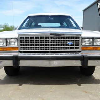 Photo of 1985 Ford Crown Victoria