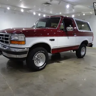 Photo of 1993 Ford Bronco